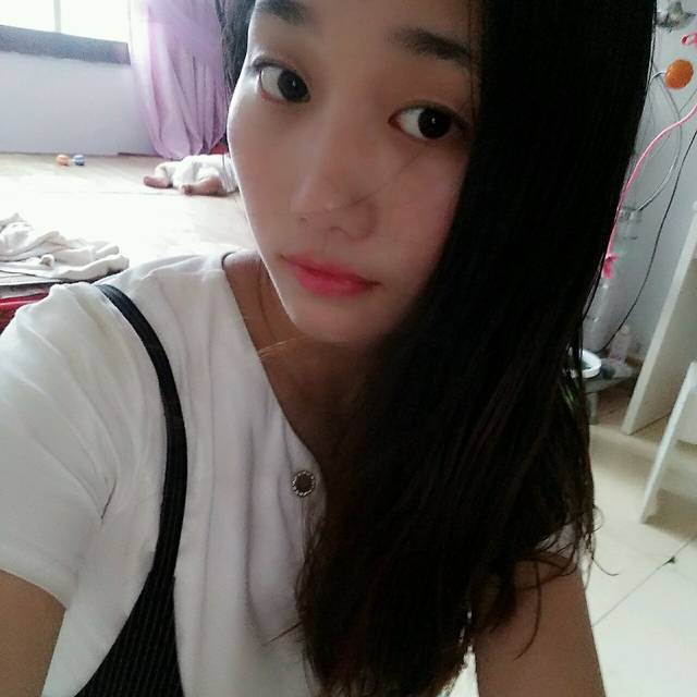 哎_我家宝贝5个月,婆婆现在给老公哥哥看孩子