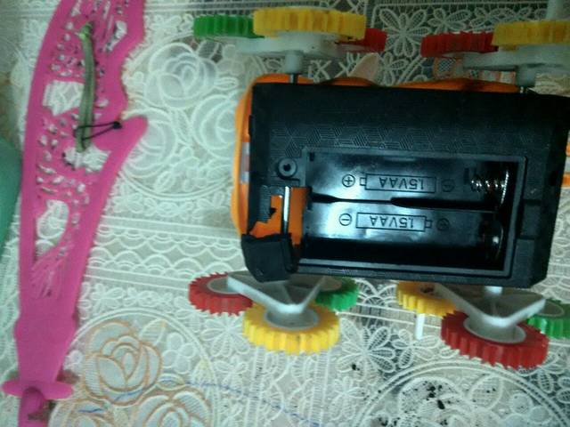 天呢,南孚电池爆炸了!_今天在屋外听见砰的一