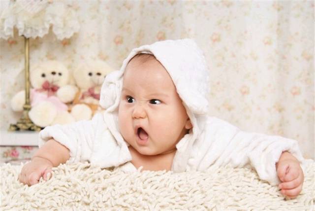 胎梦准吗_这两天晚上做梦老梦见生了一个儿子