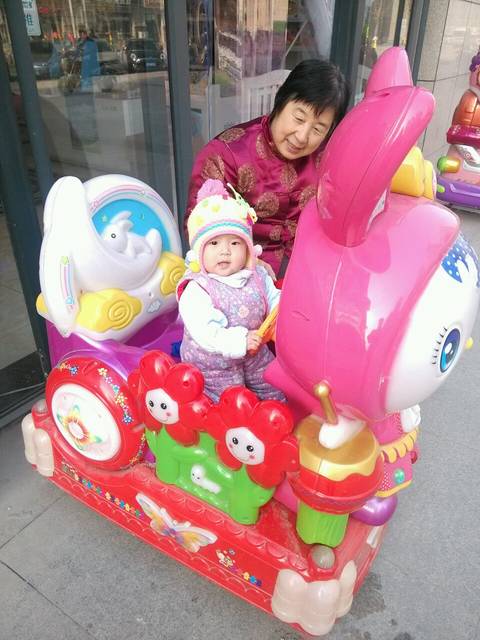 7个月19天宝宝经常摇头_宝宝现在7个月19天了