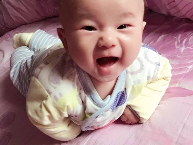 夜奶什么时候可以断_我家宝宝现在4个月了,每