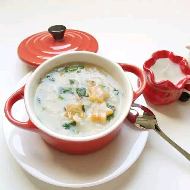 宝宝辅食_养肝明目:菠菜猪肝粥_功效:补铁补血