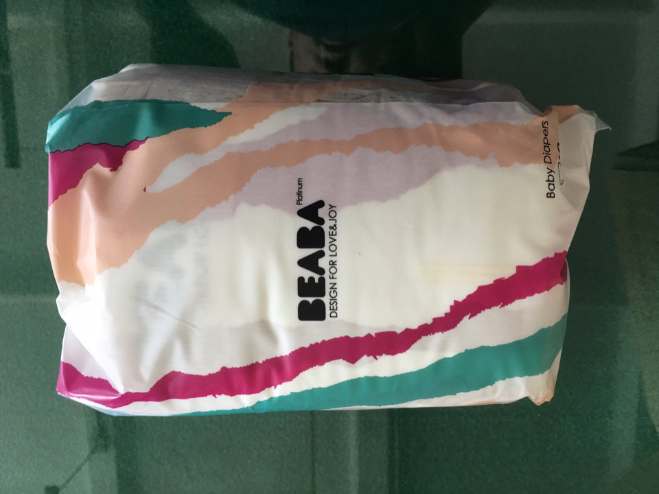 惊喜,好大的一盒_今日收到快递的第一反应是我