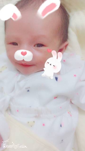 求助 求助 出生20天宝宝老是吐奶_我宝宝出生