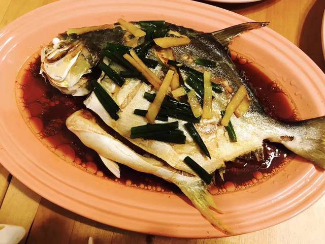 今日晚餐_清蒸鱼 虾 蛤蜊炖蛋_宝宝树