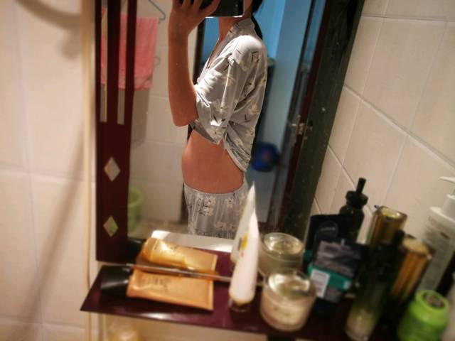 孕19周+1啦_大家都几个月开始显怀呢?还有啥