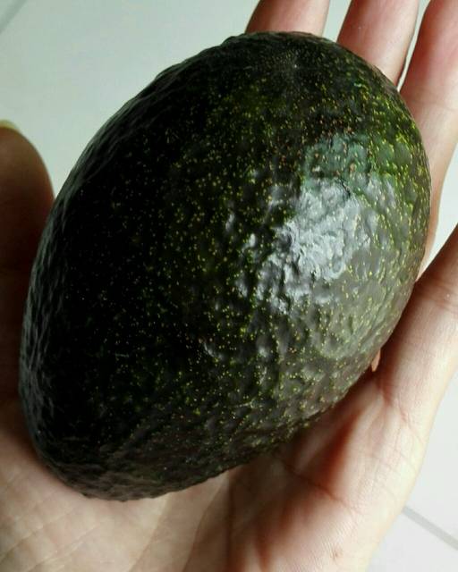 新买的牛油果,怎么给宝宝做辅食?_都说宝宝吃