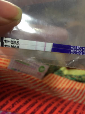 大家是多久测出怀孕的?验孕试纸一深一浅是怀