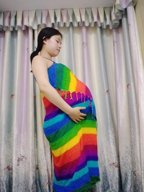在家拍孕妇照