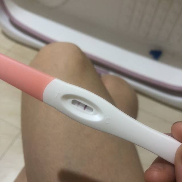 验孕棒一深一浅