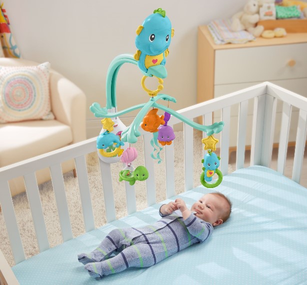 宝宝尿少是怎么回事 多给宝宝喝些水看一下。