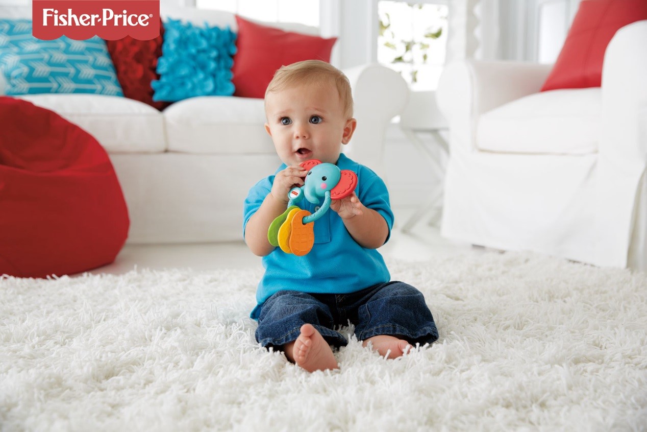 两岁的宝宝啃指甲是什么原因呀?求助!