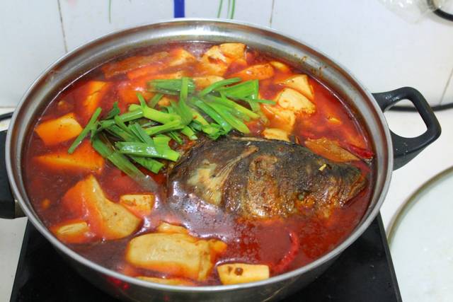 冬日暖胃菜--鱼头烧豆腐