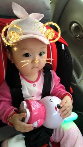 晒一下宝宝 最搞笑或者最漂亮的照片