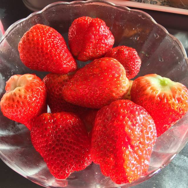 宝妈们吃草莓吗?