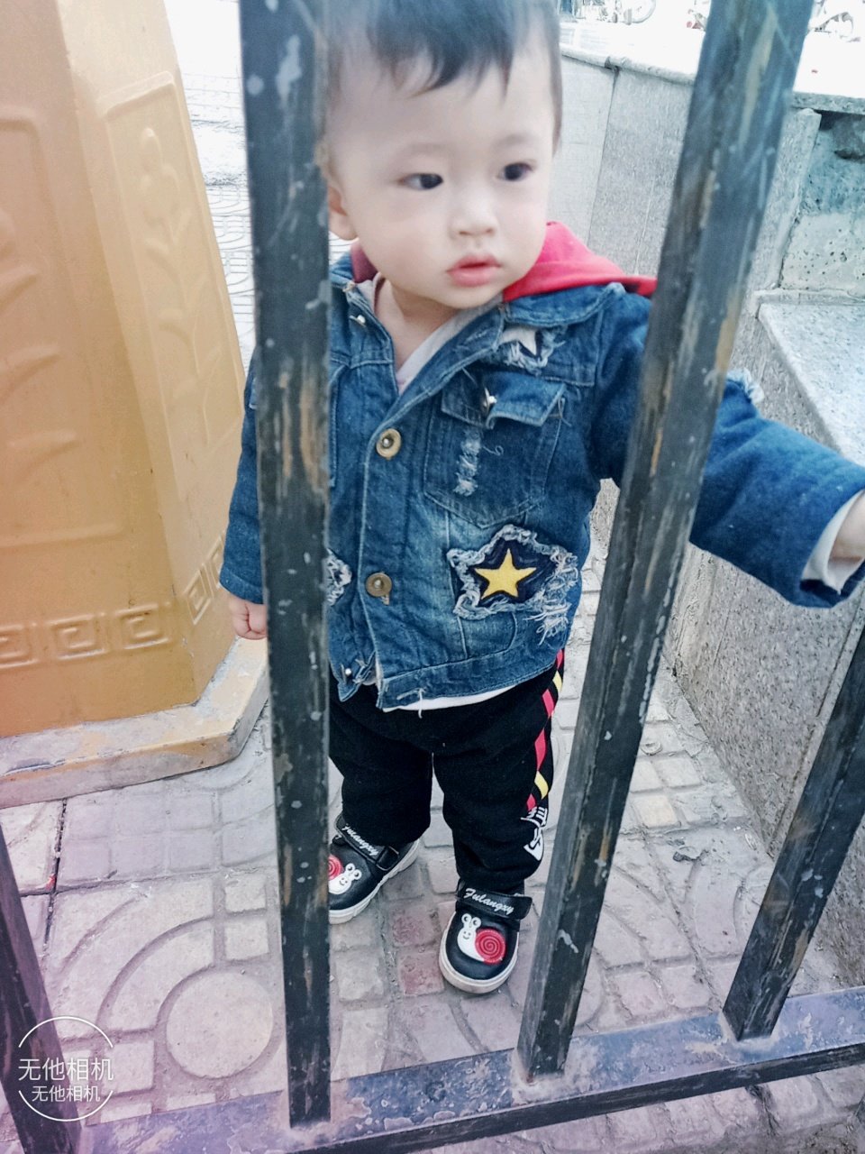 宝宝睾丸一大一小，严重吗
