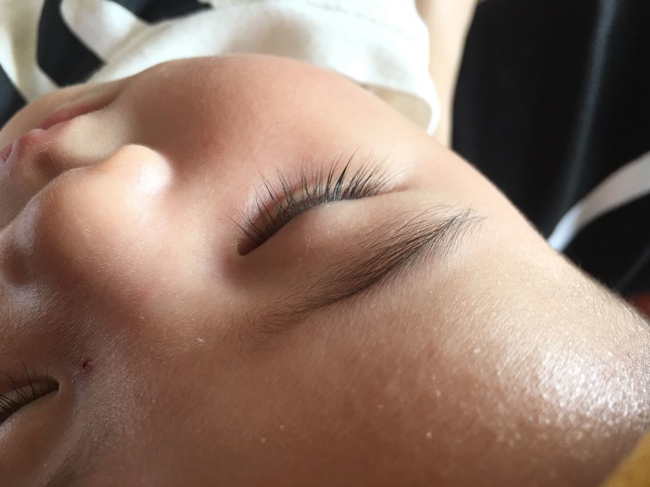 长睫毛👶