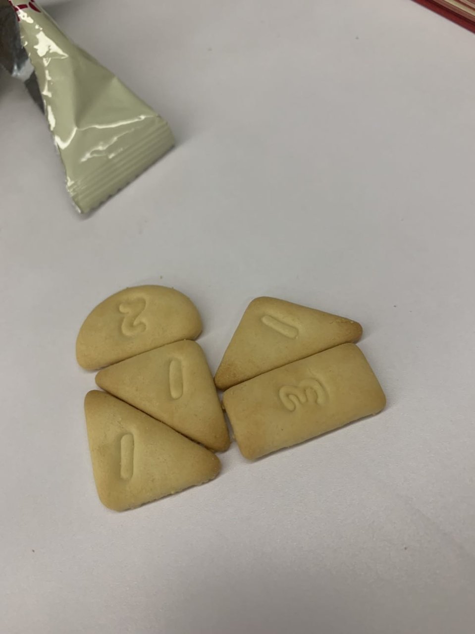 有趣！饼干也能当玩具