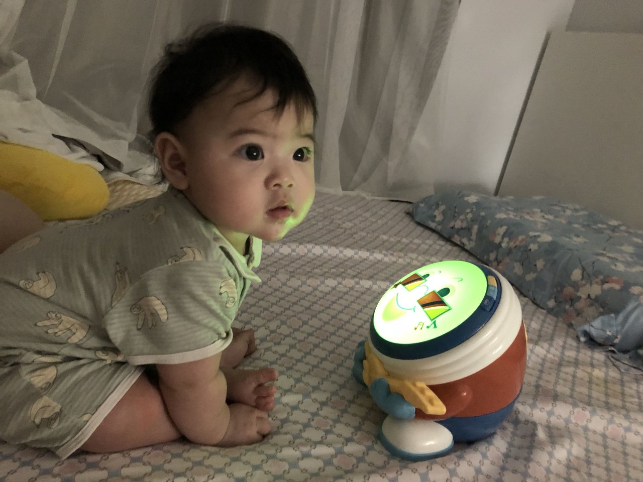 女儿不像五个月的感觉，有同款宝宝吗