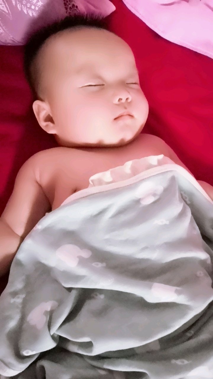 自主入睡了