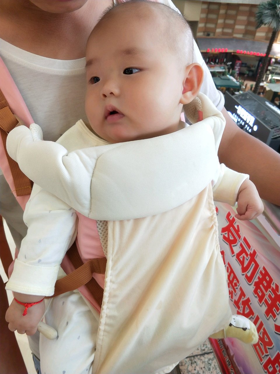 宝贝五个月啦😘😘