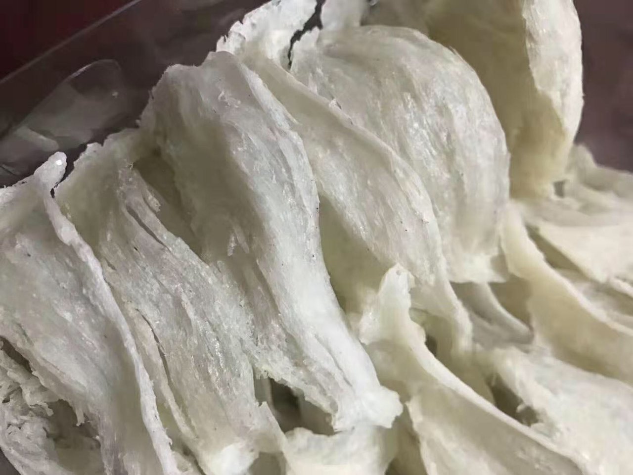 朋友说我看起来要比以前年轻了哦！难道燕窝的效果这么好吗？嘿嘿