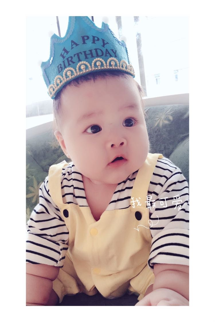 5个月5天，会坐摇摇车咯