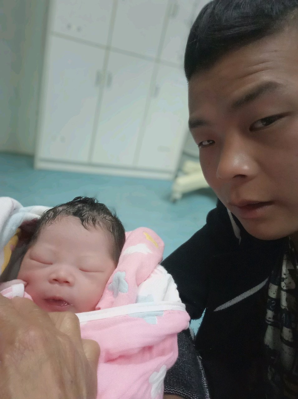 有这样的一家人你们会觉得幸福吗