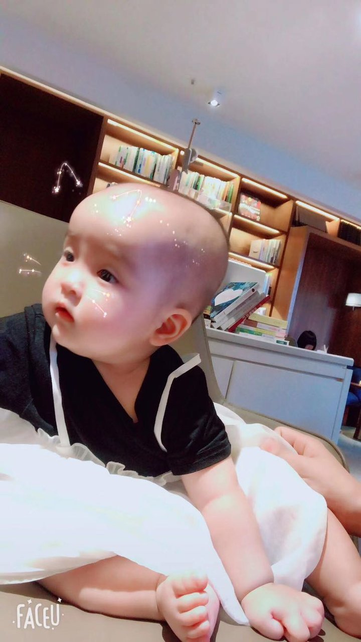 我姐宝宝已经9个半月了，你们的呢？